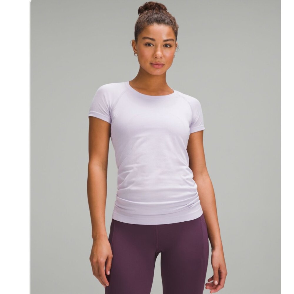 NWT Swiftly Tech Short-Sleeve Shirt 2.0 Lilac Ether/Lilac Ether Size 4 lululemon